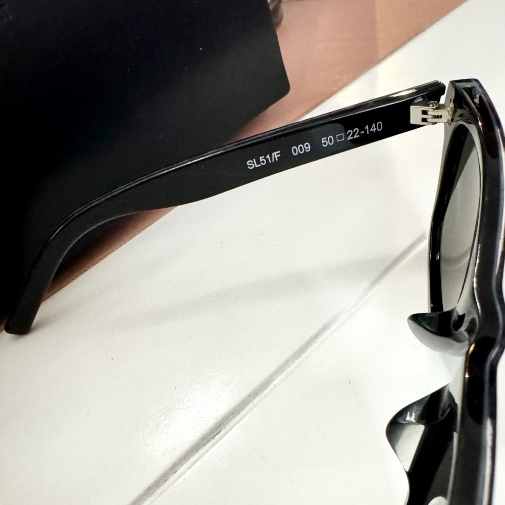 Saint Laurent Heart Frame Sunglasses - Picture 5 of 8
